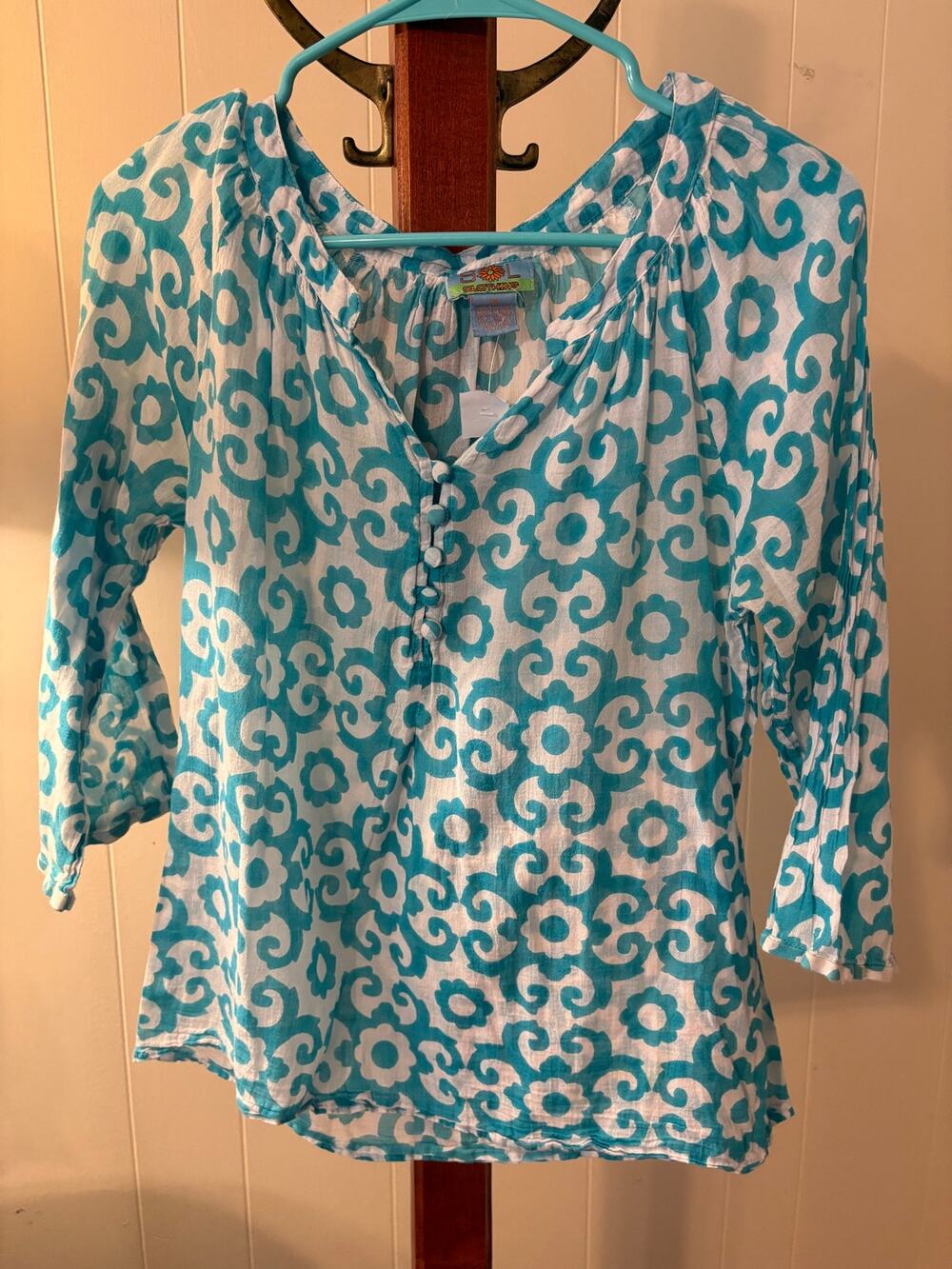 Sol Clothing Turquoise and White Top Sz Medium